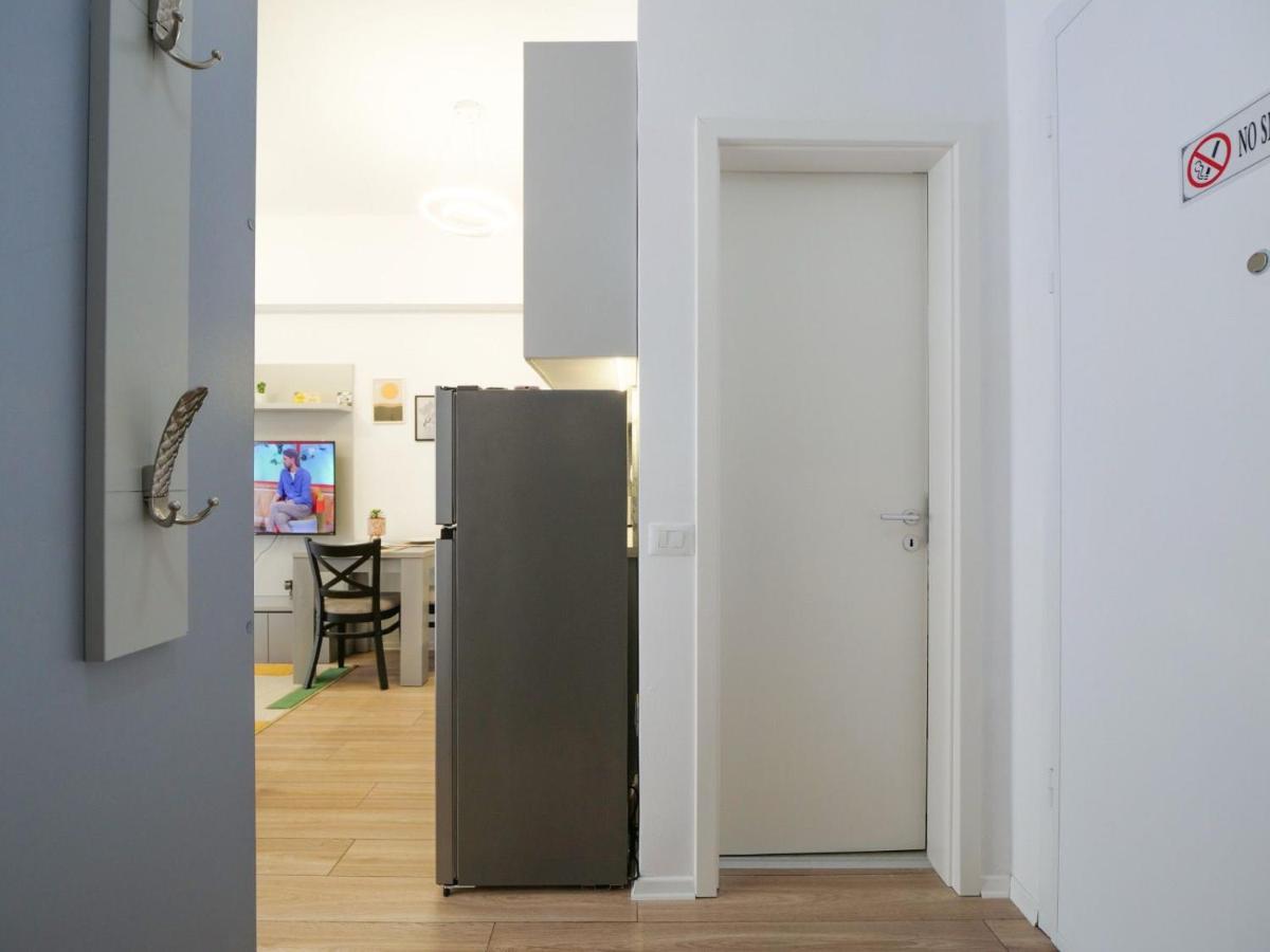 Comfy Studio At 'Mangalem21 Complex' Parking-Wifi-Ac-View Тирана Екстер'єр фото